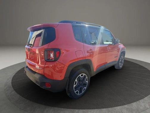 2016 Jeep Renegade Trailhawk