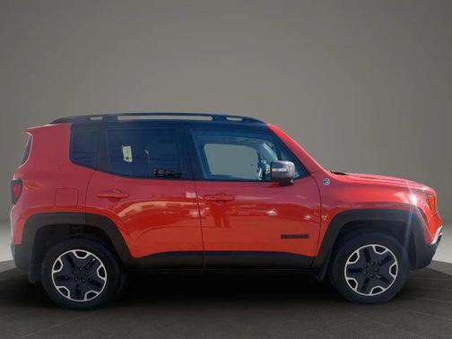 2016 Jeep Renegade Trailhawk