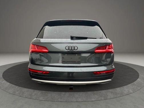 2018 Audi Q5 2.0T Premium Plus