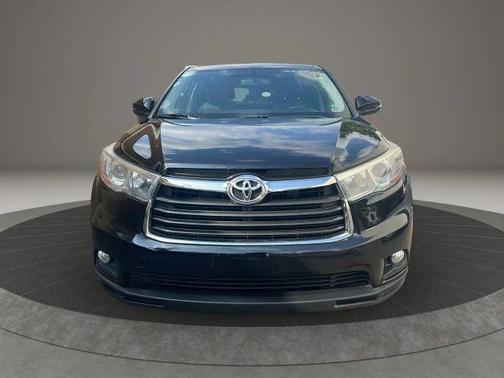 2016 Toyota Highlander LE