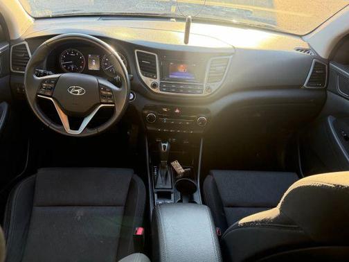 2016 Hyundai TUCSON Sport