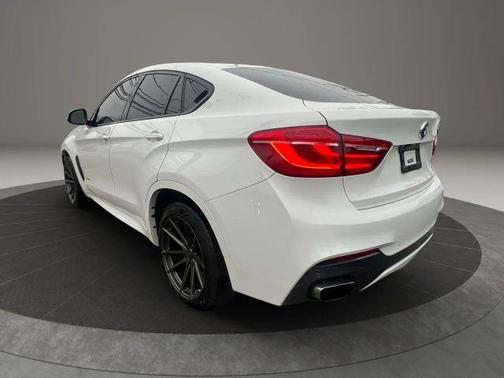 2018 BMW X6 xDrive50i