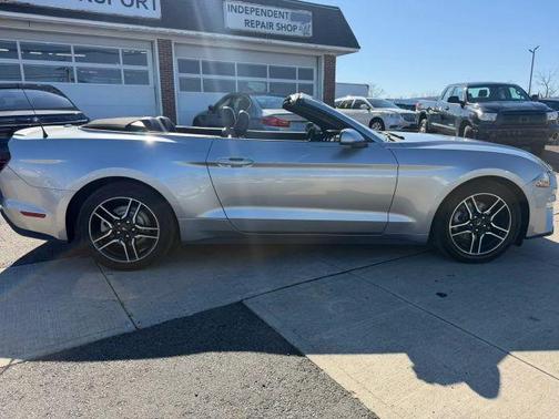 2021 Ford Mustang EcoBoost Premium