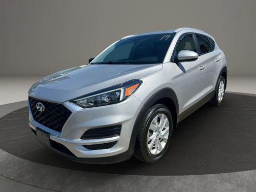 Silver 2021 Hyundai TUCSON Value