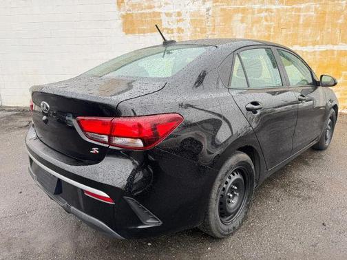 2021 Kia Rio S
