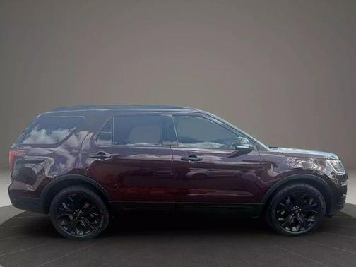 2019 Ford Explorer sport