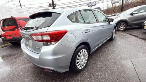 2019 Subaru Impreza 2.0i