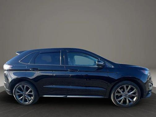 2016 Ford Edge Sport