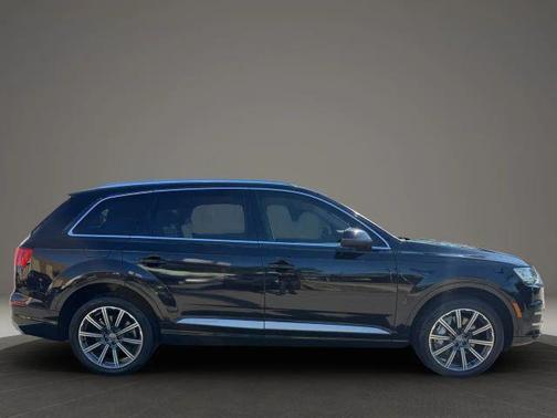 2017 Audi Q7 3.0T Premium Plus