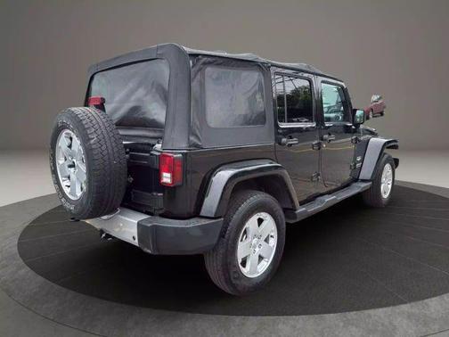 2012 Jeep Wrangler Unlimited Sahara
