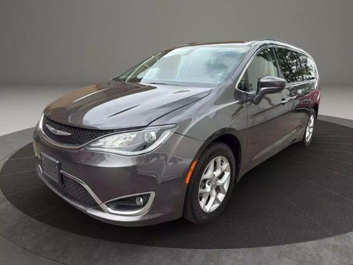 2019 Chrysler Pacifica Touring Plus