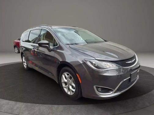 2019 Chrysler Pacifica Touring Plus