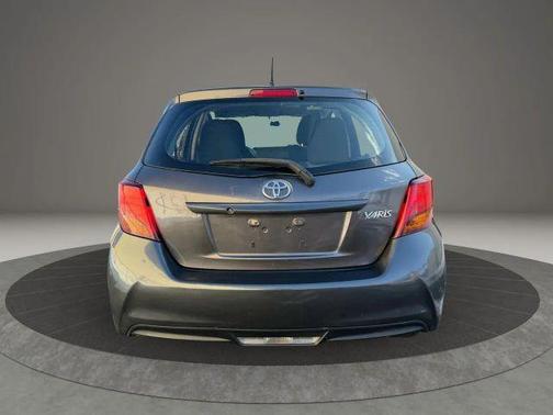 2015 Toyota Yaris SE