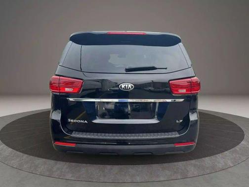 2020 Kia Sedona LX