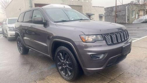 2017 Jeep Grand Cherokee Laredo