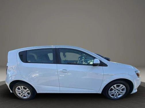 2020 Chevrolet Sonic LT