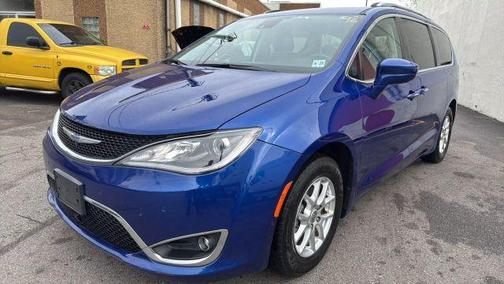 2020 Chrysler Pacifica Touring