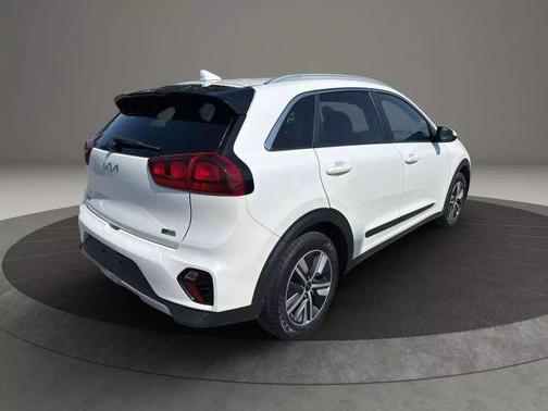 2022 Kia Niro LXS