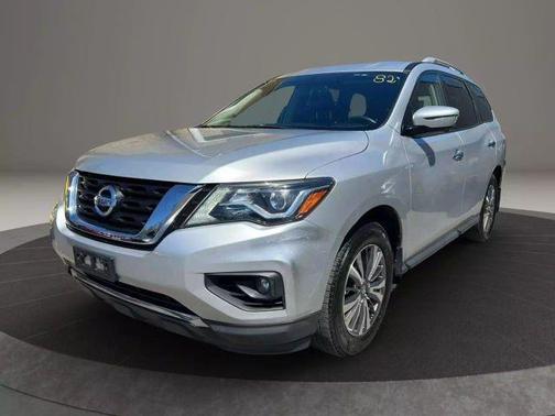 2019 Nissan Pathfinder SL