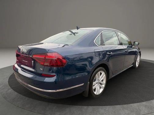 2018 Volkswagen Passat 2.0T SE