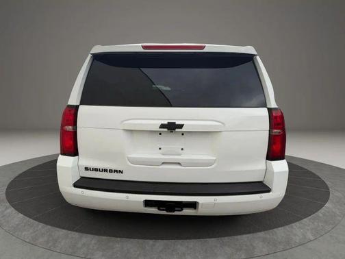 White 2015 Chevrolet Suburban 1500 LT
