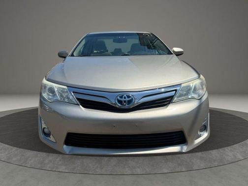 2014 Toyota Camry Hybrid XLE