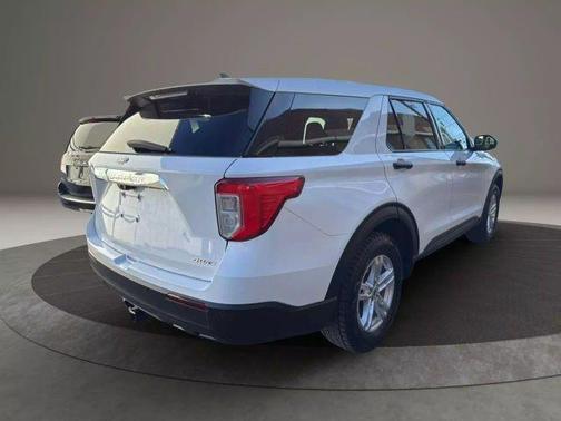 2022 Ford Explorer Base