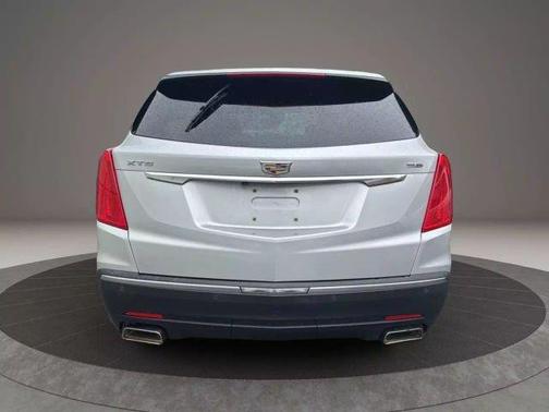 2017 Cadillac XT5 Base