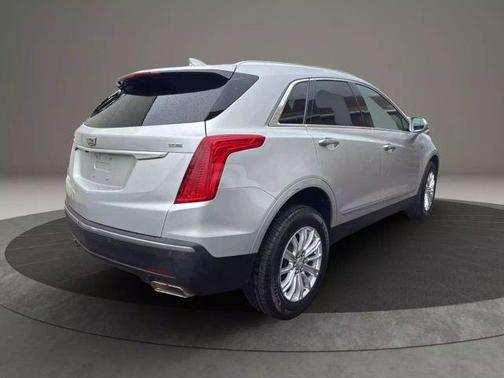 2017 Cadillac XT5 Base