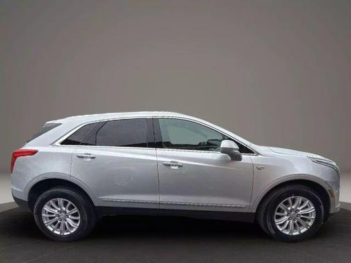 2017 Cadillac XT5 Base