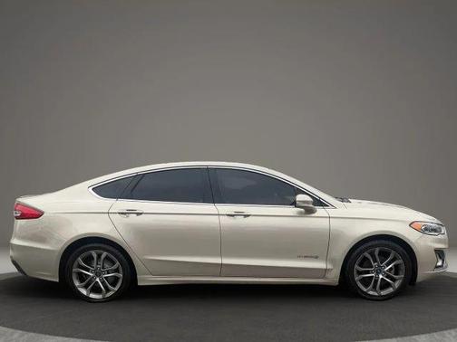 2019 Ford Fusion Hybrid Titanium