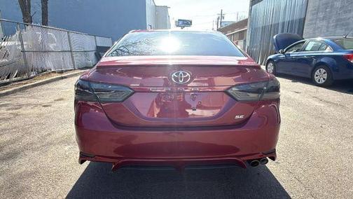 2018 Toyota Camry SE