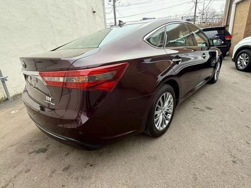 2016 Toyota Avalon Hybrid Limited