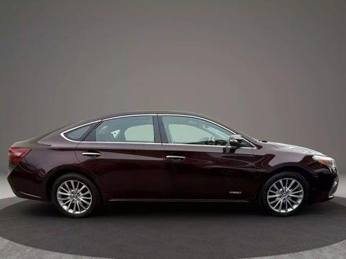 2016 Toyota Avalon Hybrid Limited
