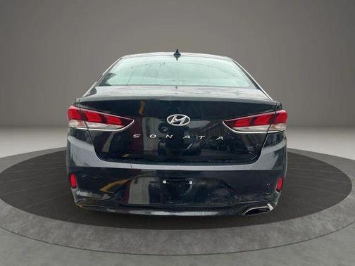 2018 Hyundai SONATA SEL