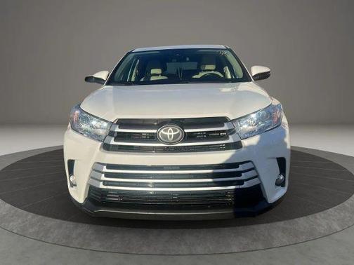 2018 Toyota Highlander LE Plus
