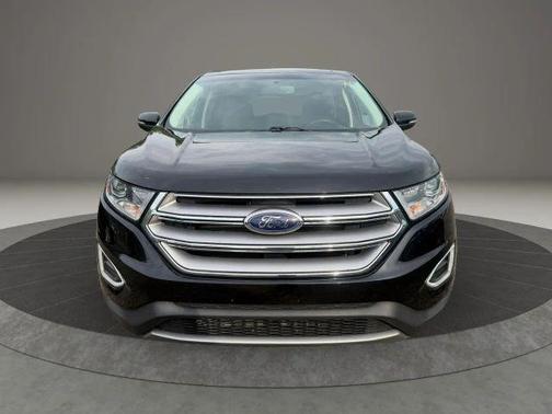 Black 2018 Ford Edge Titanium