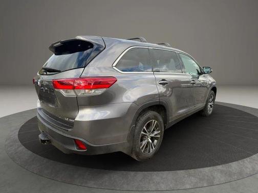 2019 Toyota Highlander LE Plus