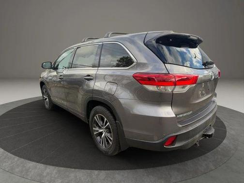 2019 Toyota Highlander LE Plus
