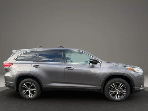 2019 Toyota Highlander LE Plus
