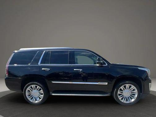 2016 Cadillac Escalade Platinum