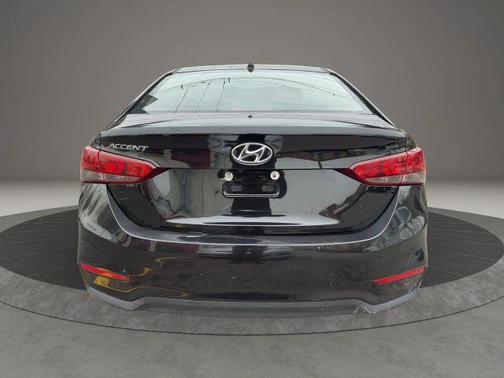 2020 Hyundai Accent SE