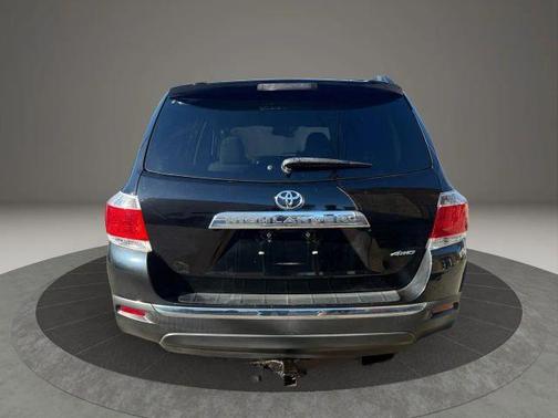 2013 Toyota Highlander Base Plus