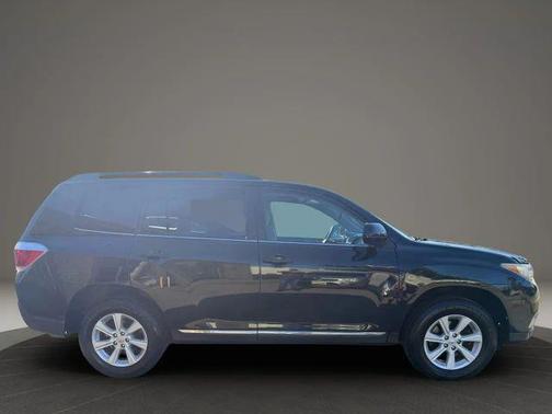2013 Toyota Highlander Base Plus