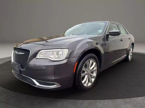 2020 Chrysler 300 Touring