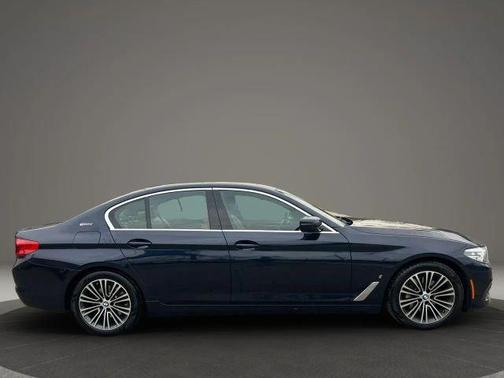 2019 BMW 530e xDrive iPerformance
