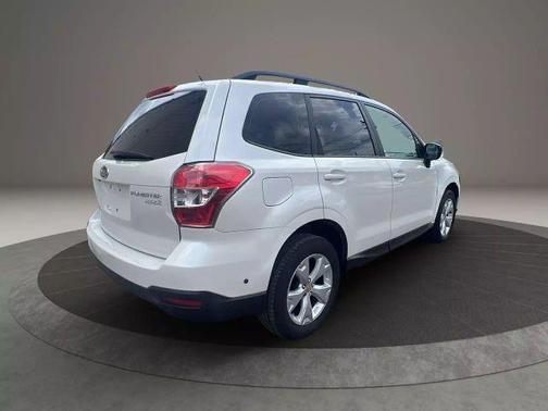 2015 Subaru Forester 2.5i