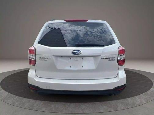 2015 Subaru Forester 2.5i