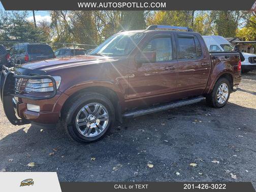 Photo 2 of 30 of 2010 Ford Explorer Sport Trac Limited