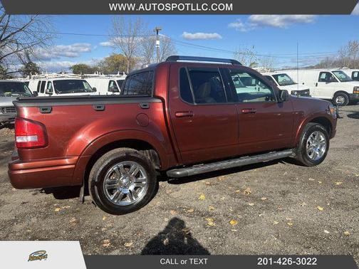 Photo 4 of 30 of 2010 Ford Explorer Sport Trac Limited